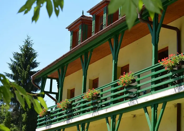 Bakony Hotel