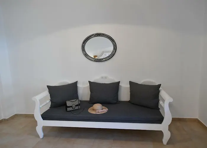 Philoxenia Hotel & Studios