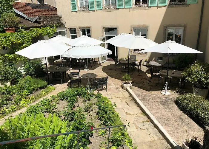 Hotel Et Studios D'Orfeuil