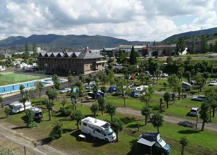 Sabiñanigo Camp&Hotel