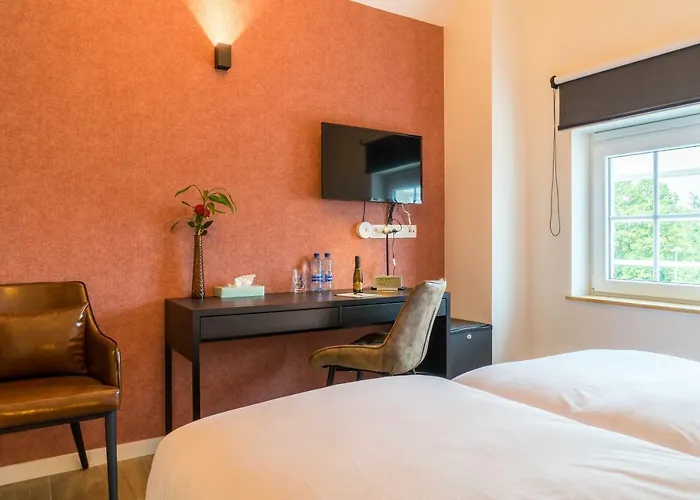 Hotel Huron