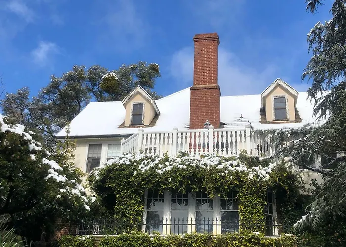 The Inn On Knowles Hill Bed & Breakfast Hotel