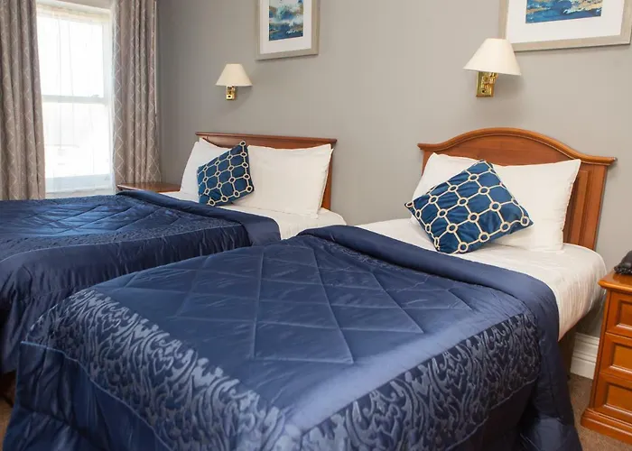 Leens Hotel