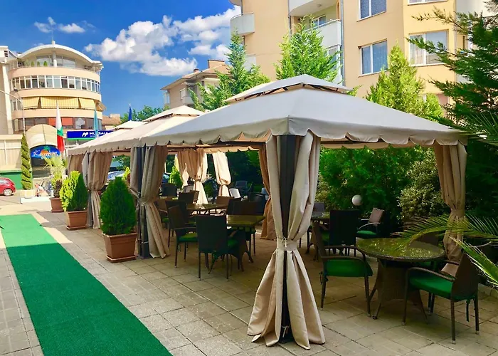 Arena Tarnovo Hotel -Free Large Private Parking