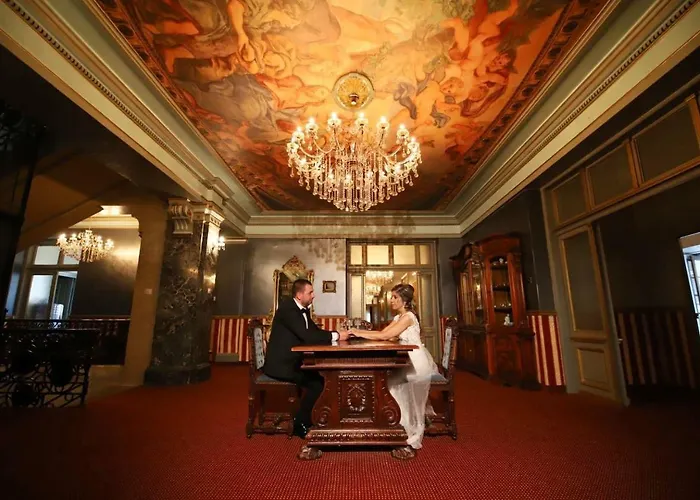 Nf Palace Old City Bucharest