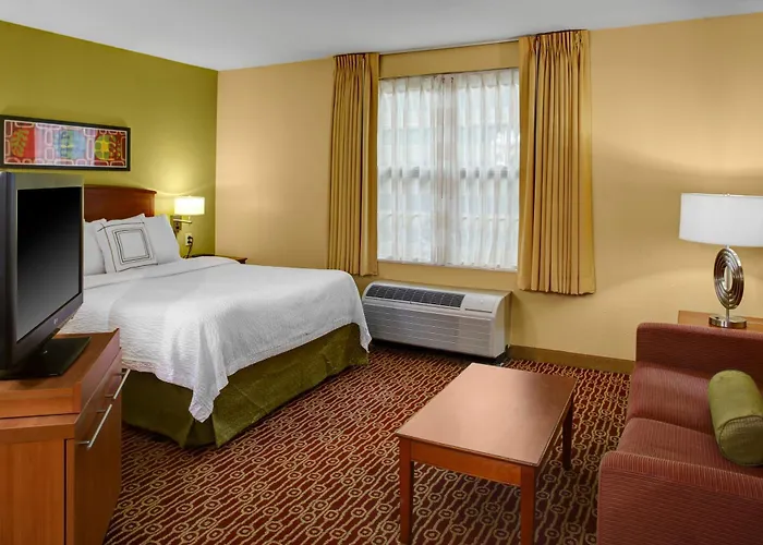 Hawthorn Extended Stay By Wyndham Cincinnati Ne Mason