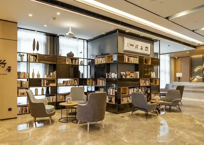 Atour Hotel