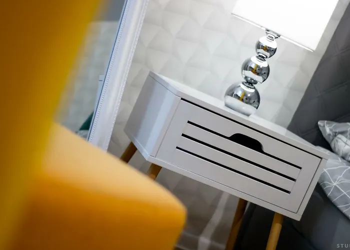 Clicktheflat Zurawia Street Apart Rooms