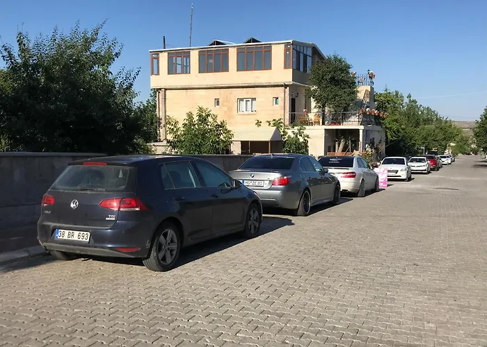 Capiedra Hotel