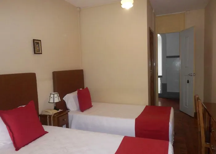 Hotel Larbelo