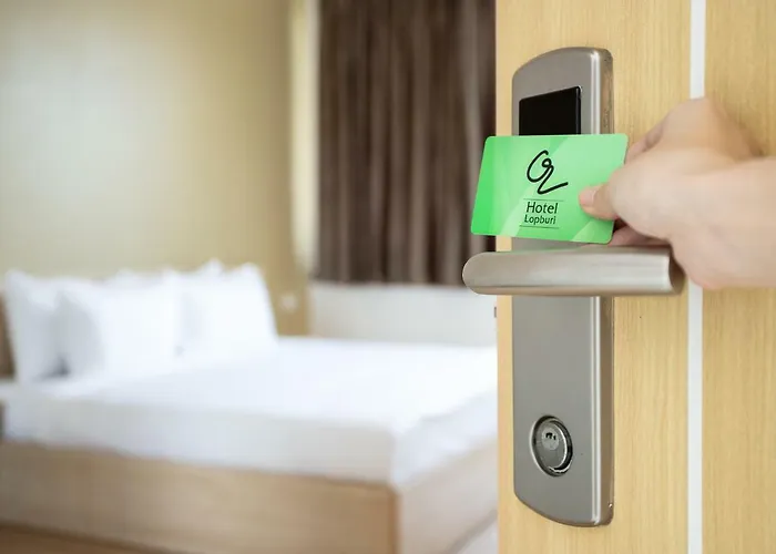 O2 Hotel Lopburi