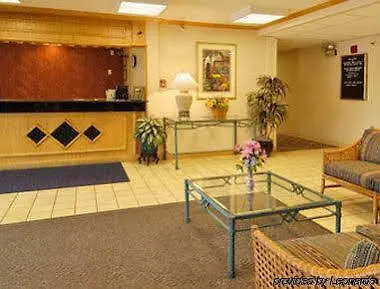 Travelodge By Wyndham Brooklyn Center