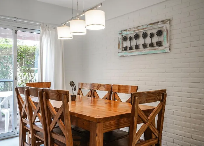 Valeria House Rental Suites