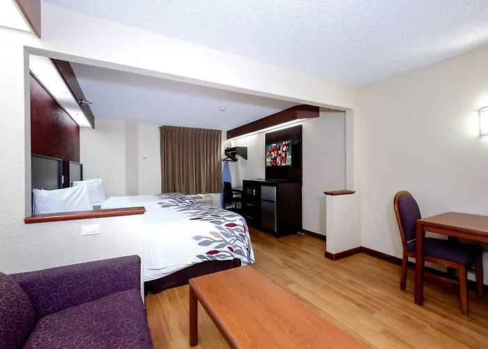 Chesapeake Inn And Suites Lexington Park Patuxent River Naval Air Station