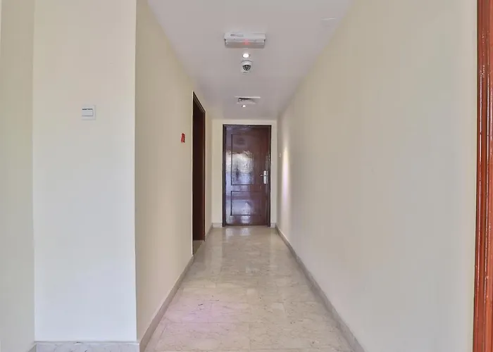 Oyo 366 Waves Hotel