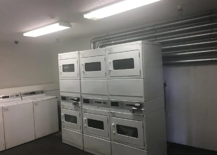 Intown Suites Extended Stay Fort Lauderdale Fl