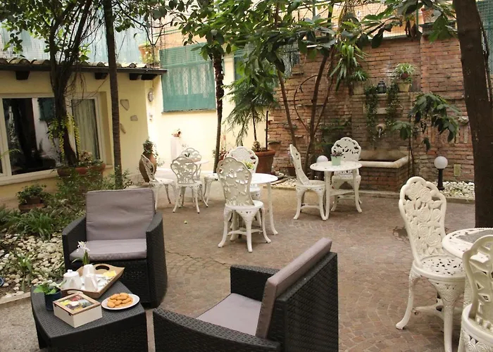 Domus Dea B&B Roma