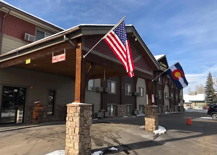 The Steamboat Hotel