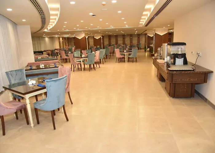 Golden Jewel Beach&Hotel