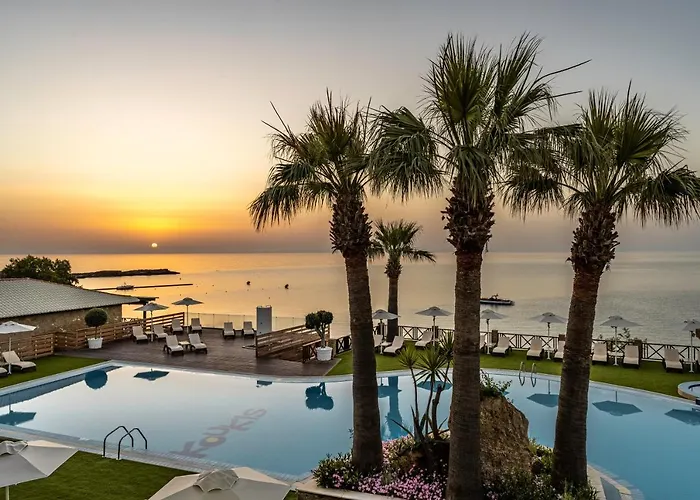 Koukis Sea Side Complex