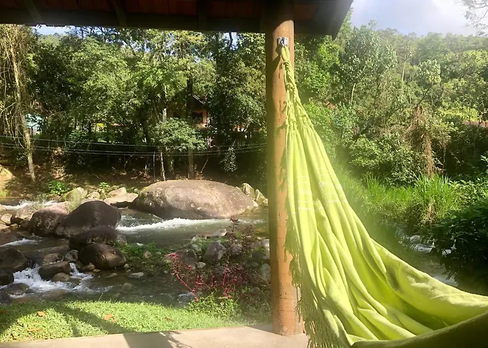 Magia Da Montanha Vista Para O Rio