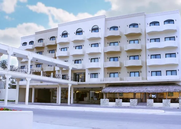Hotel Arenas Del Mar Resort