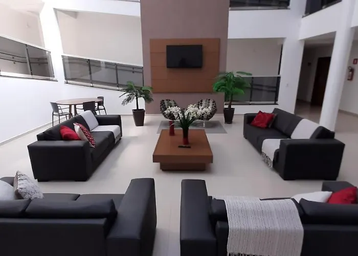 Guines Palace Hotel