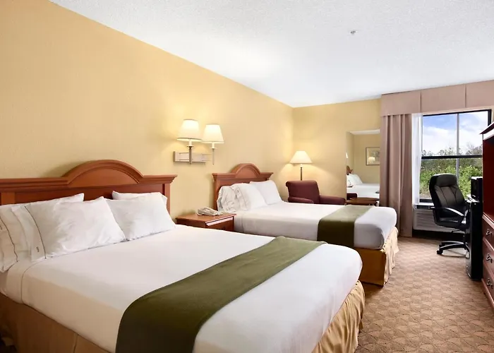 Days Inn By Wyndham Selma