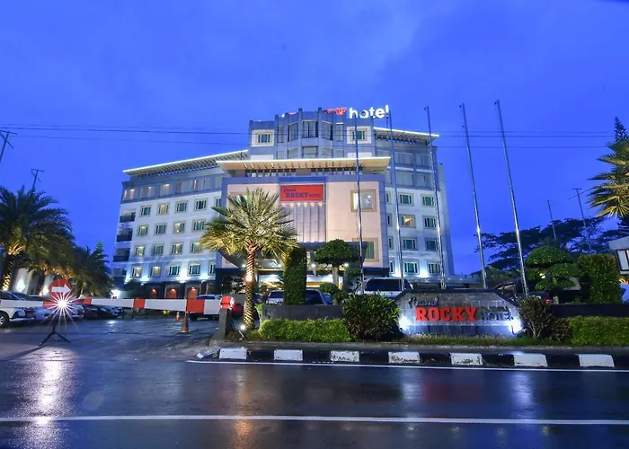 Grand Rocky Hotel Bukittinggi