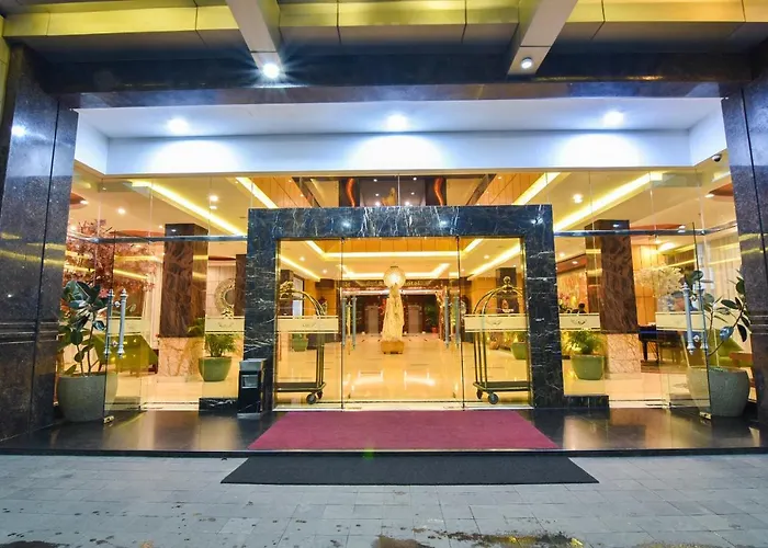Grand Rocky Hotel Bukittinggi