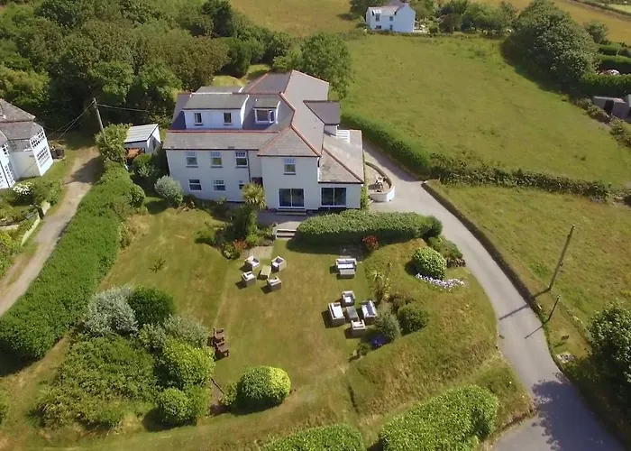 Beacon Country House & Luxury Shepherd Huts