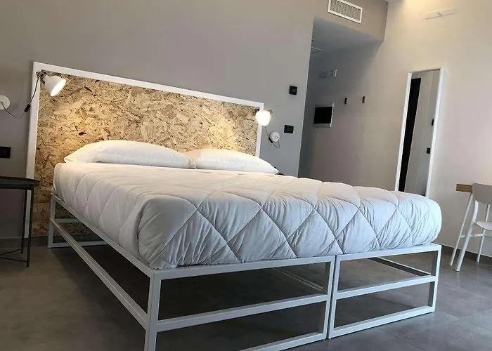 Iron Hotel