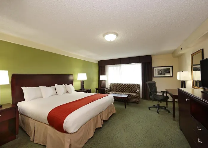Holiday Inn Athens - University Area