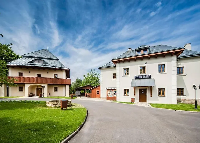 Hotel Kristin Hradek