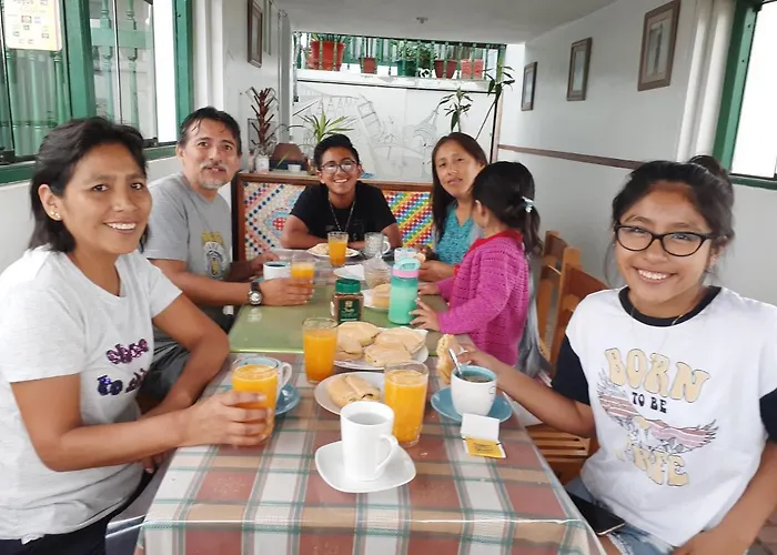 Julia'S House