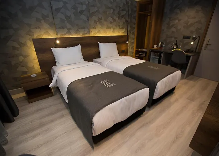 Emens Hotel