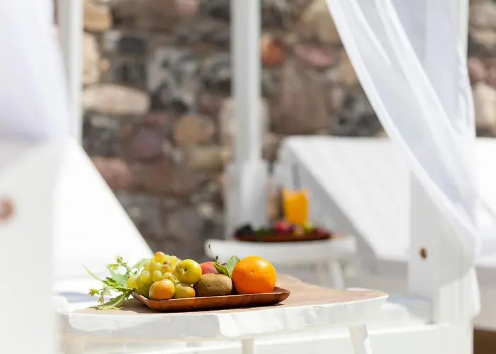 Cunda Pur Beyaz Hotel