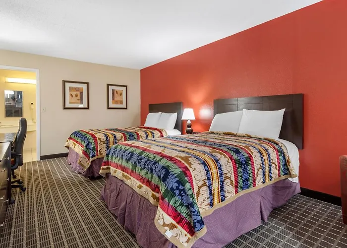 Clarion Inn Brunswick