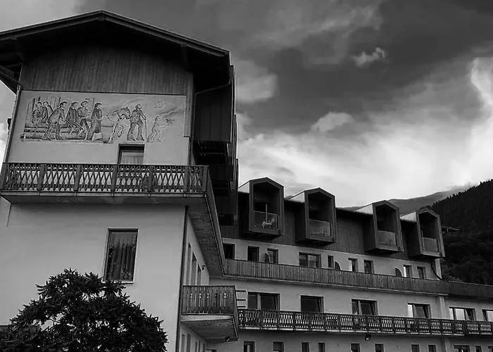 Albergo Croce d'Aune