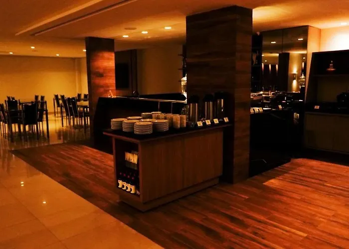 Jardins Plaza Hotel