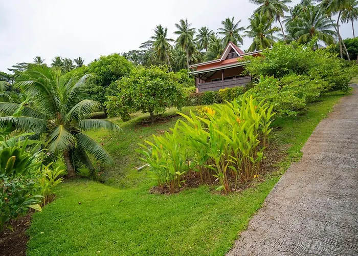 Bora Bora Holiday'S Lodge