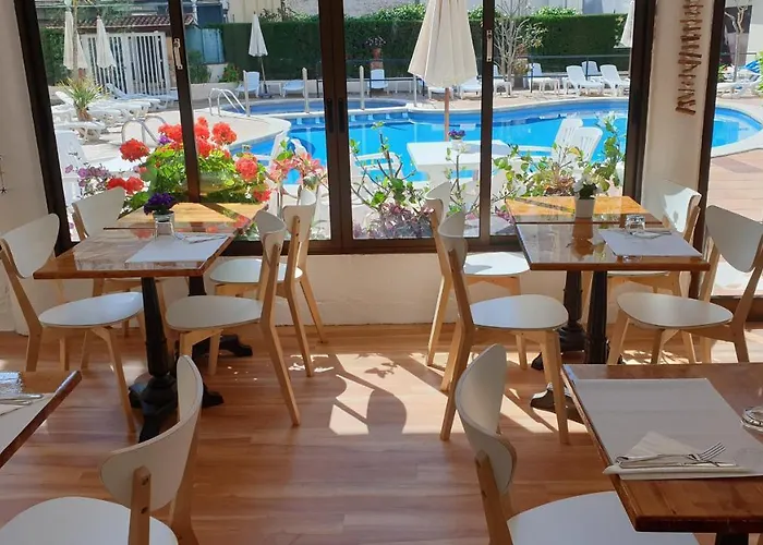 Hotel Mireia