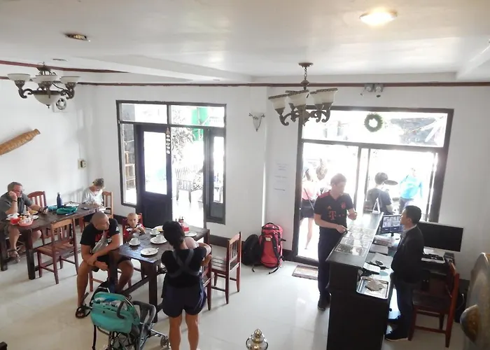 Vang Vieng Camellia Hotel