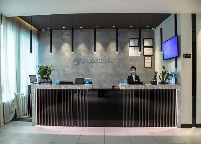 Jinjiang Inn Select Qiaosinan Metro Station, Hangzhou