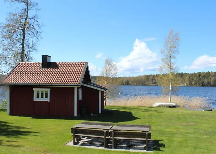 Labbnaes Semesterhem, Radhuset