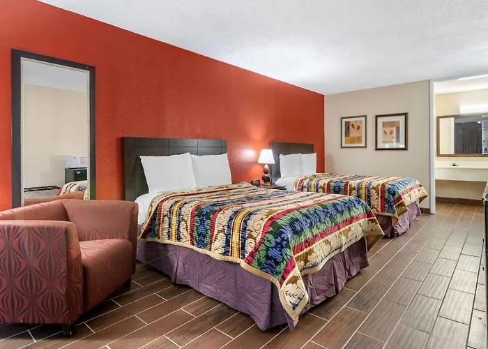 Clarion Inn Brunswick