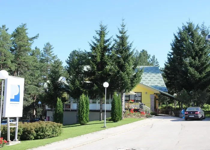 Hotel President Garni