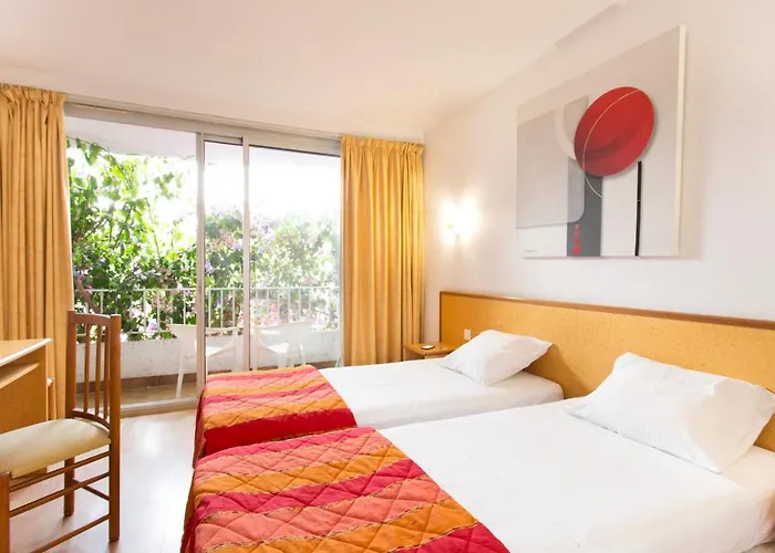 Hotel Le Domaine Du Mas Blanc By Popinns