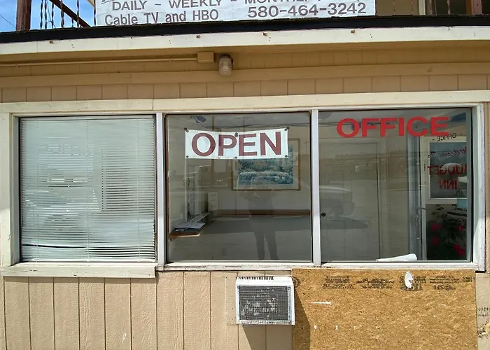 Oyo Hotel Cyril Ok Us-277