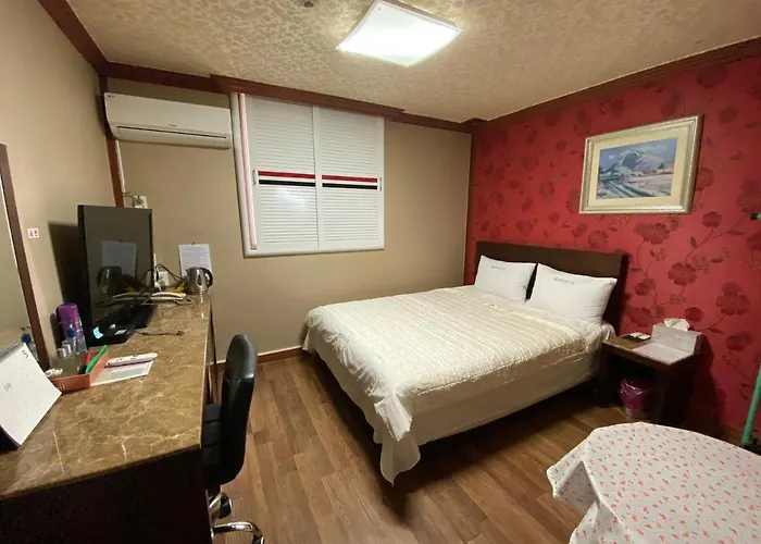 Hotel Kyung Won Biz